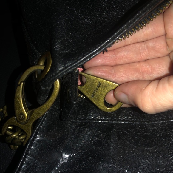 Matt & Nat purse Black clutch w removable strap - Picture 10 of 10